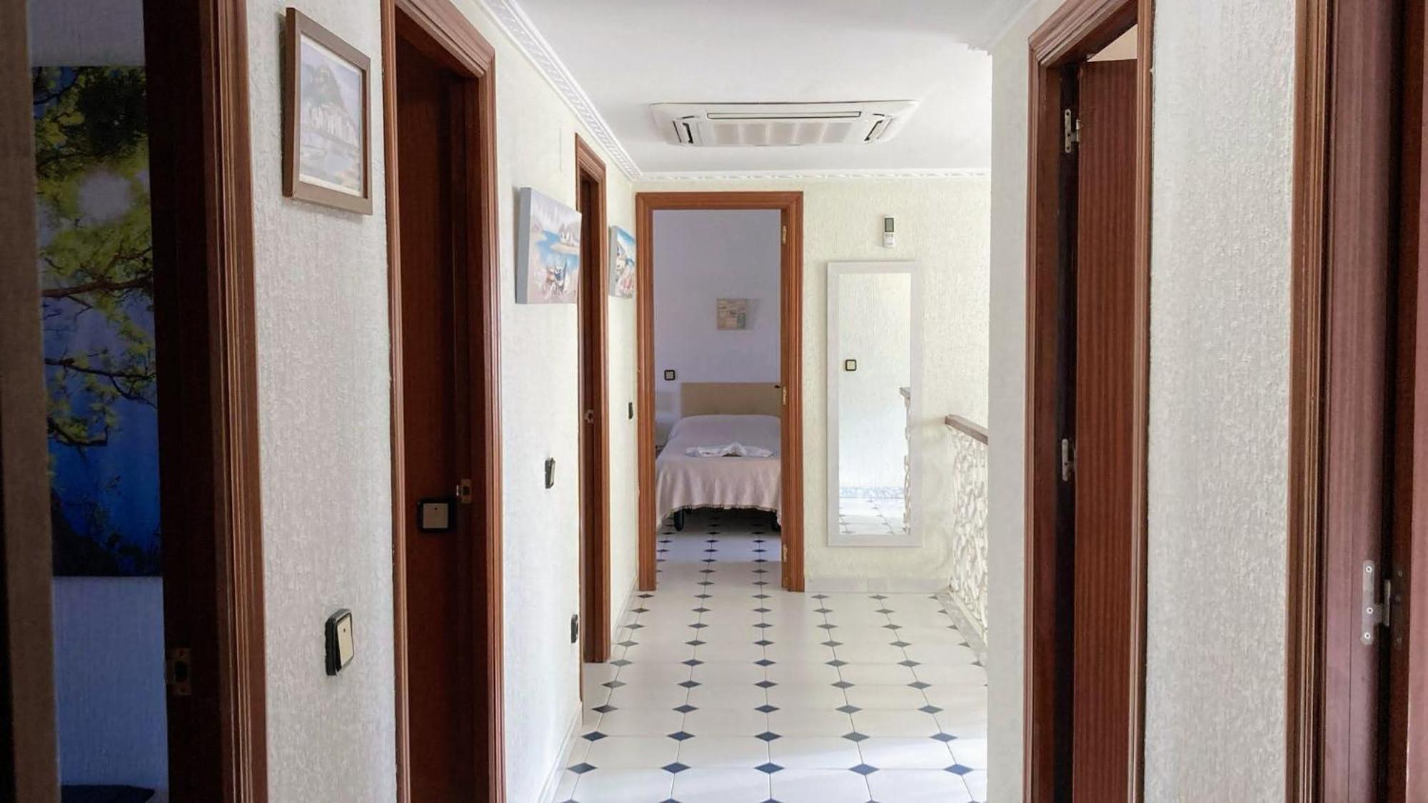 Villa Chalet Benidorm * Benidorm